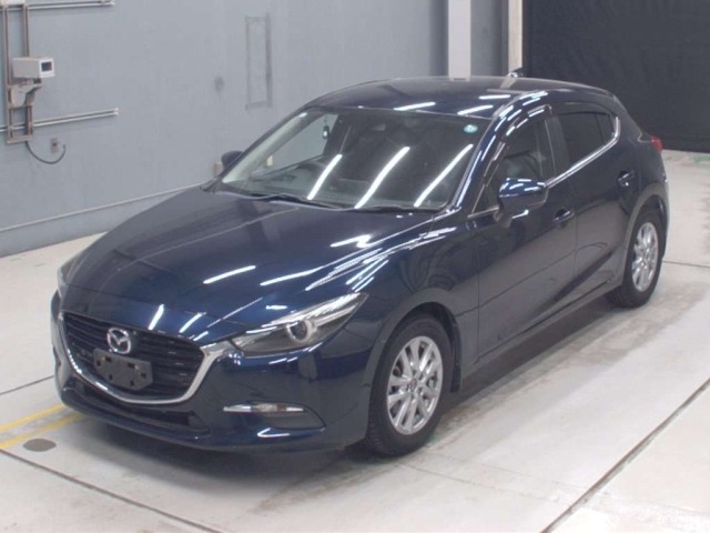 Mazda AXELA 2017 8235744-0