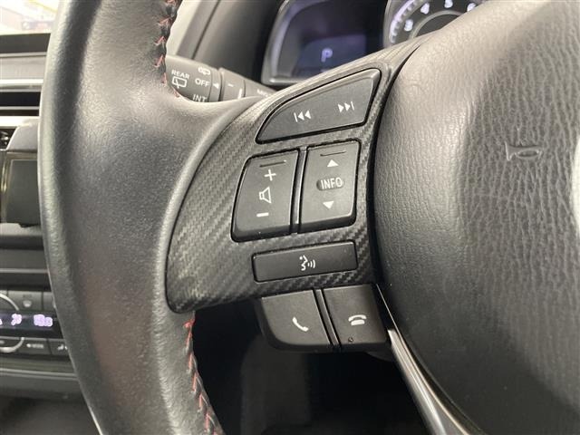 Mazda AXELA 2014 8235758-3