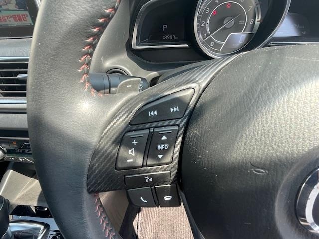 Mazda AXELA 2016 8235762-2