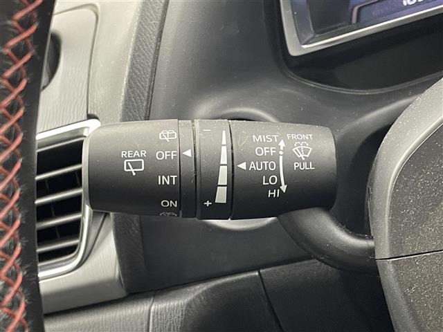 Mazda AXELA 2015 8235764-9