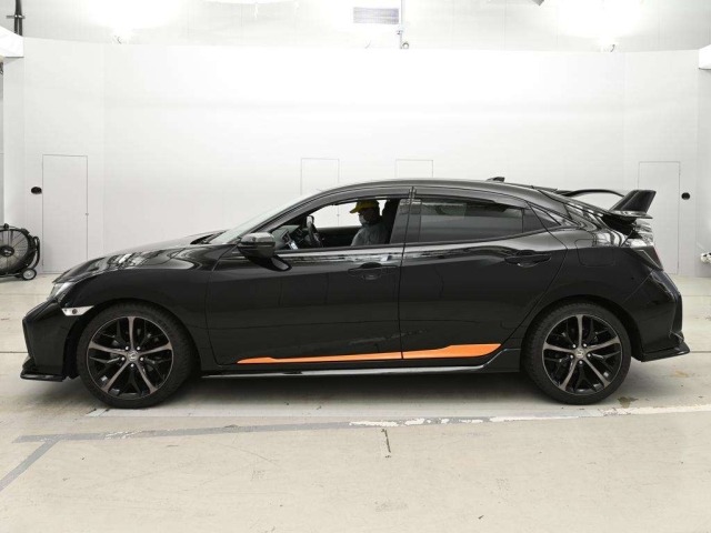 Honda CIVIC 2020 8235164-4