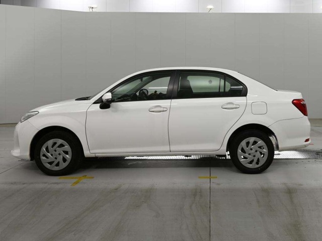 Toyota COROLLA AXIO 2021 8233616-4