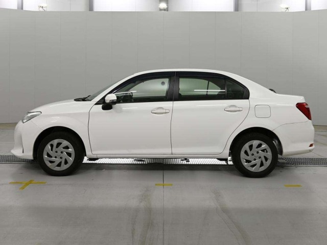 Toyota COROLLA AXIO 2021 8233621-4