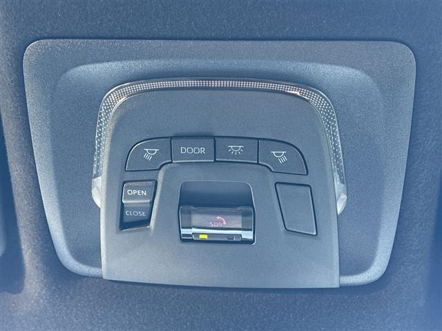Toyota COROLLA CROSS 2023 8233667-10