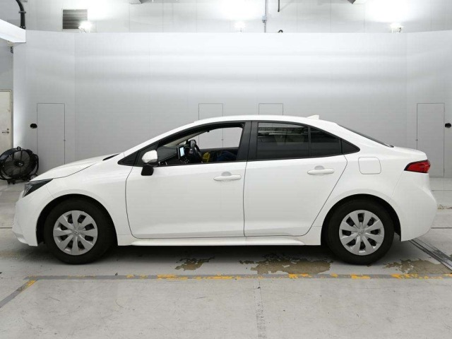 Toyota COROLLA 2023 8233960-4