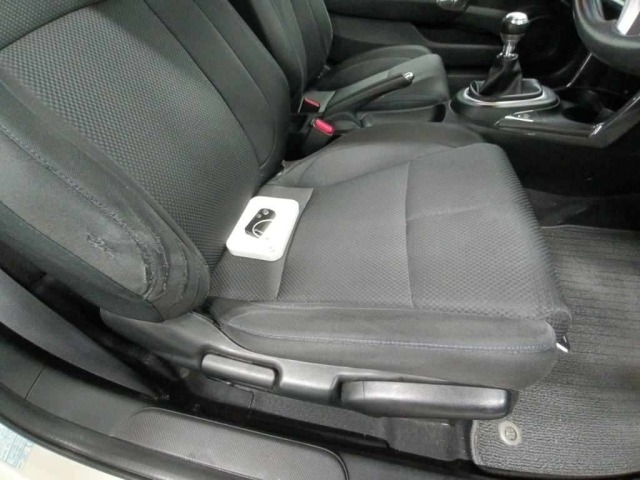 Honda CR-Z 2012 8212898-10