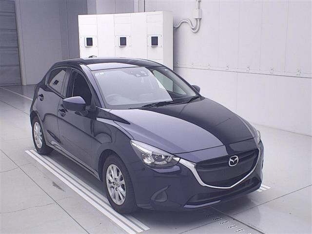 Mazda DEMIO 2015 8235464-0