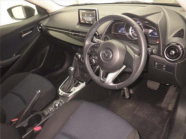 Mazda DEMIO 2015 8235464-3