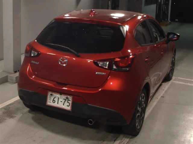 Mazda DEMIO 2015 8235490-5