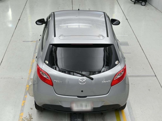 Mazda DEMIO 2013 8235513-8