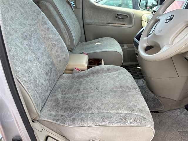 Nissan ELGRAND 2004 8235610-7