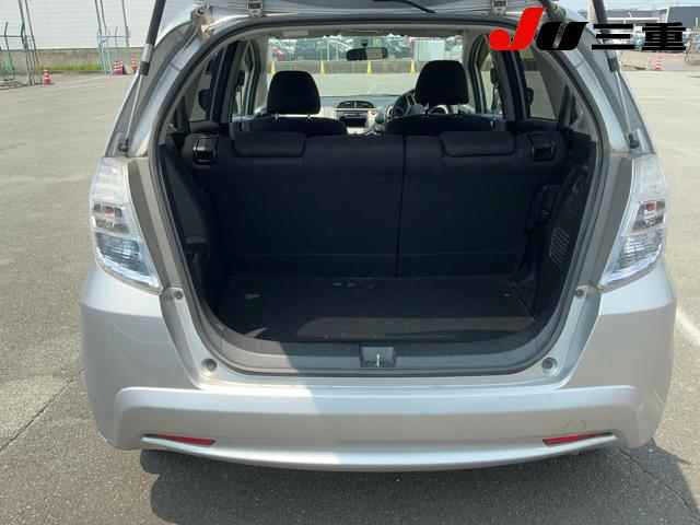 Honda FIT 2011 8236838-7