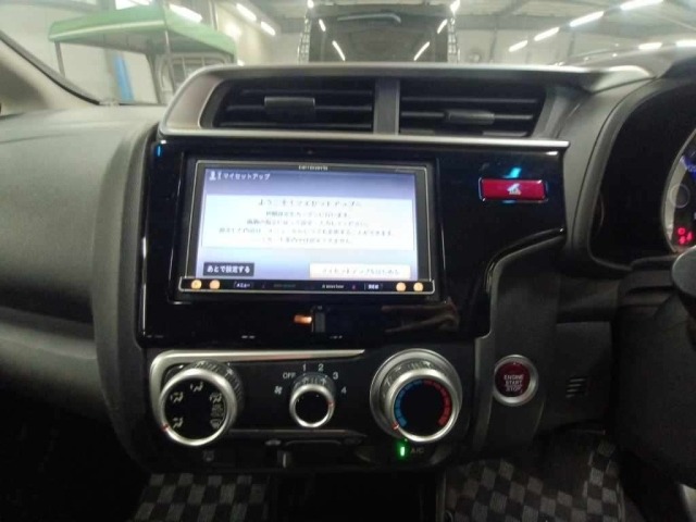 Honda FIT 2014 8236840-11