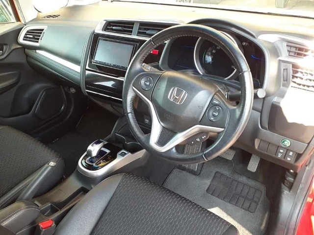 Honda FIT 2016 8236841-7