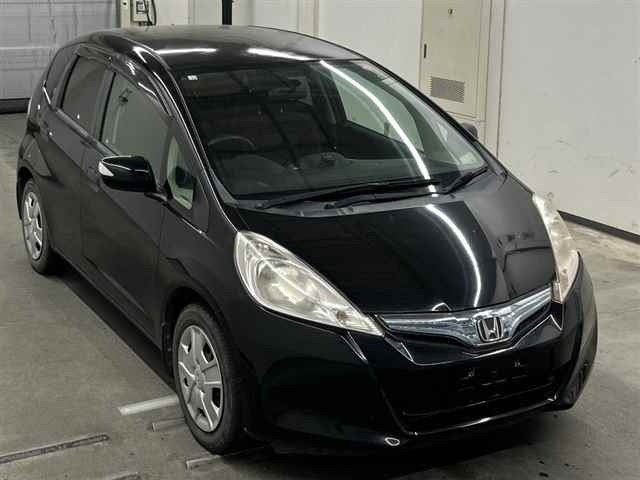Honda FIT 2010 8236845-0