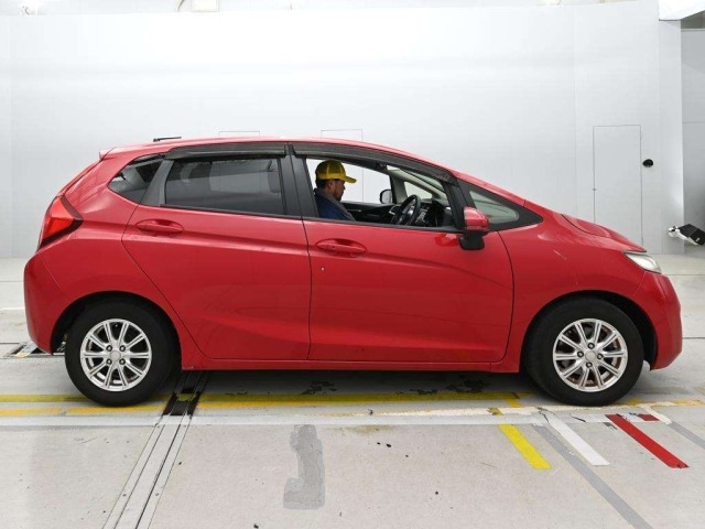 Honda FIT 2017 8236854-3
