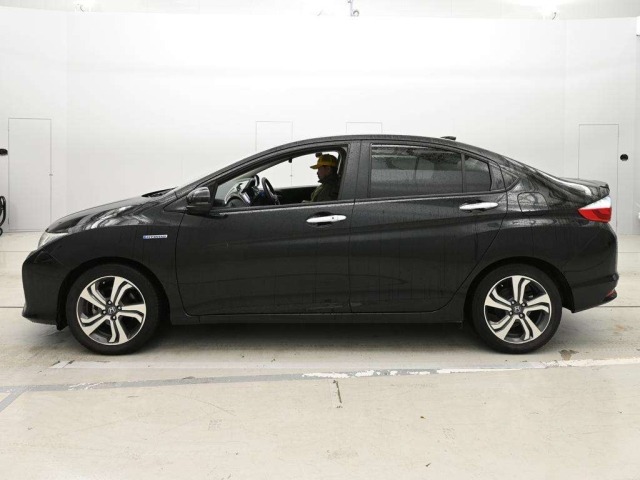Honda GRACE 2016 8235355-4