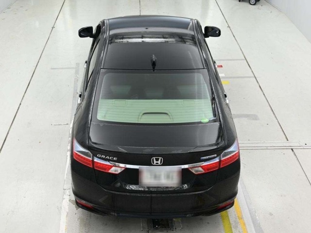 Honda GRACE 2016 8235355-8