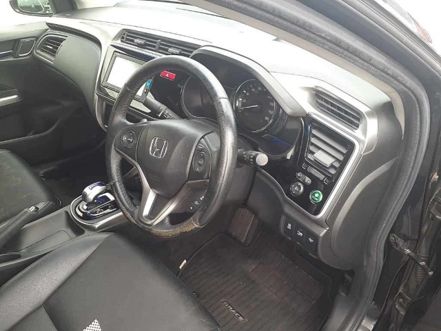 Honda GRACE 2016 8235355-9