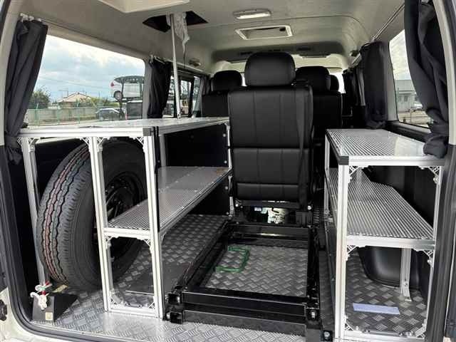 Toyota HIACE VAN 2016 8235582-10