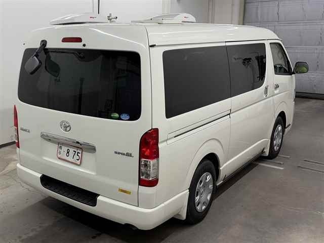 Toyota HIACE VAN 2016 8235582-5
