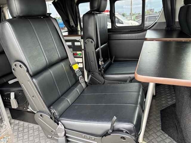 Toyota HIACE VAN 2016 8235582-8