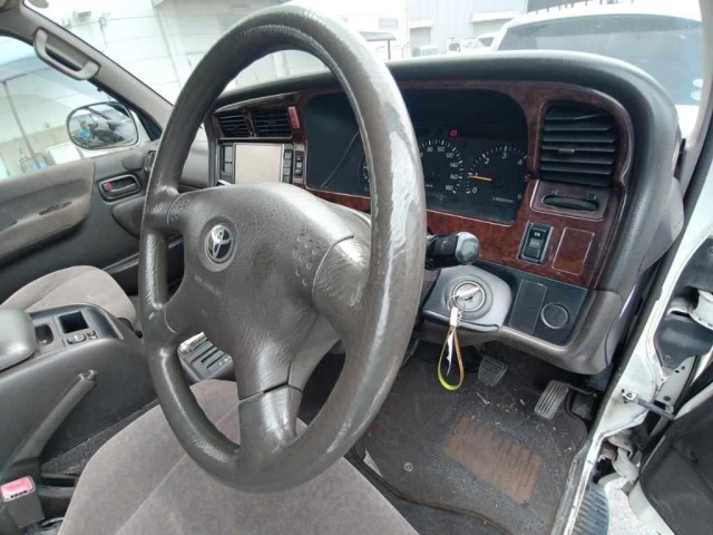 Toyota HIACE WAGON 1999 8236530-9