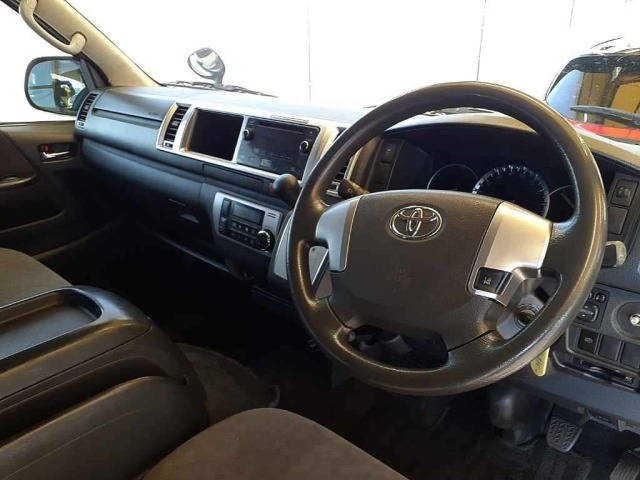 Toyota HIACE WAGON 2018 8236531-7