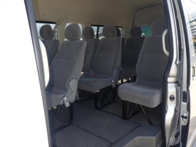 Toyota HIACE WAGON 2009 8236535-3