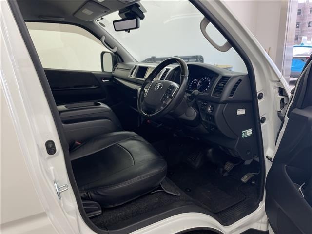 Toyota HIACE WAGON 2021 8236597-1