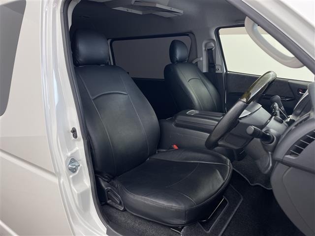 Toyota HIACE WAGON 2021 8236597-3