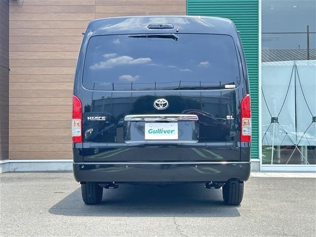 Toyota HIACE WAGON 2026 8236602-18