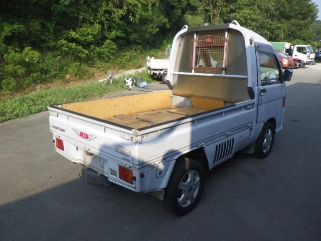 Daihatsu HIJET TRUCK 1997 8214655-5