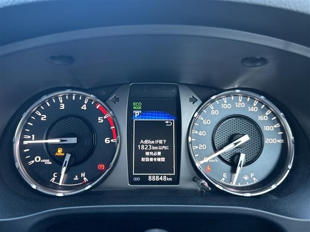 Toyota HILUX 2021 8233799-3
