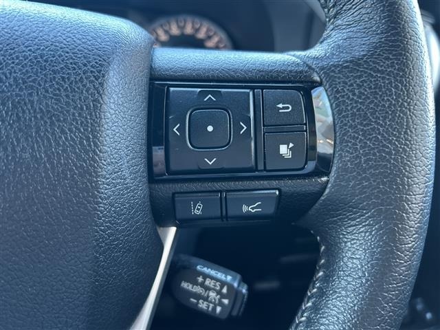 Toyota HILUX 2021 8233799-7