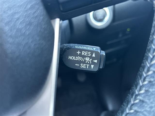 Toyota HILUX 2021 8233799-8