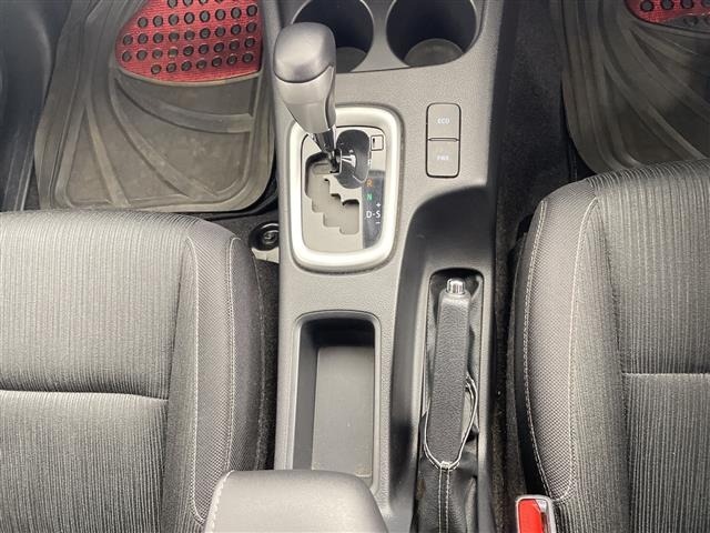 Toyota HILUX 2023 8233800-12