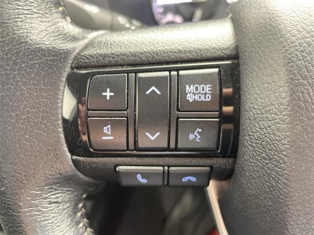 Toyota HILUX 2023 8233800-7