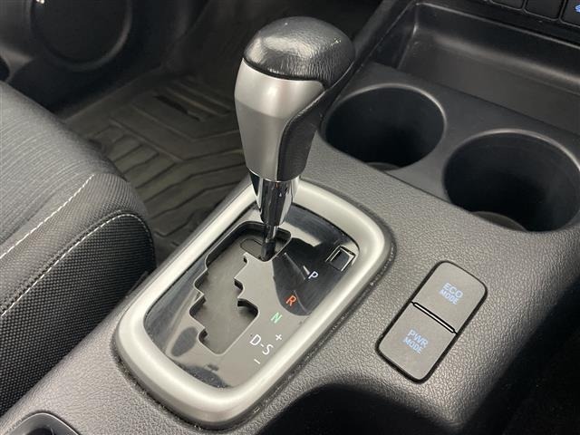 Toyota HILUX 2021 8233802-12
