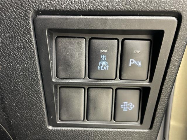 Toyota HILUX 2021 8233802-22