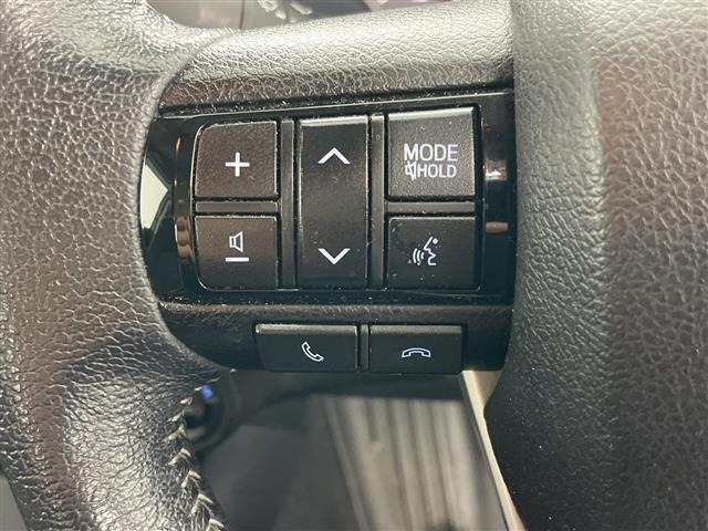 Toyota HILUX 2021 8233802-8