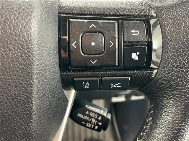 Toyota HILUX 2021 8233802-9