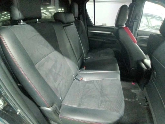 Toyota HILUX 2022 8233828-12