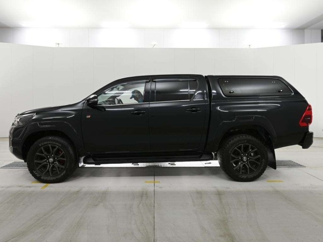 Toyota HILUX 2022 8233828-4
