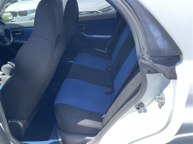 Subaru IMPREZA 2005 8229431-6