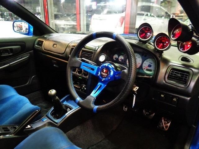 Subaru IMPREZA 2000 8230284-2