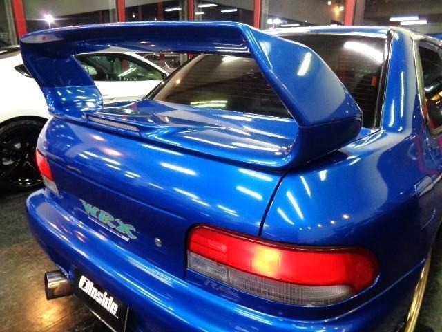 Subaru IMPREZA 2000 8230284-30