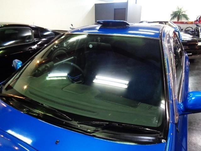Subaru IMPREZA 2000 8230284-5