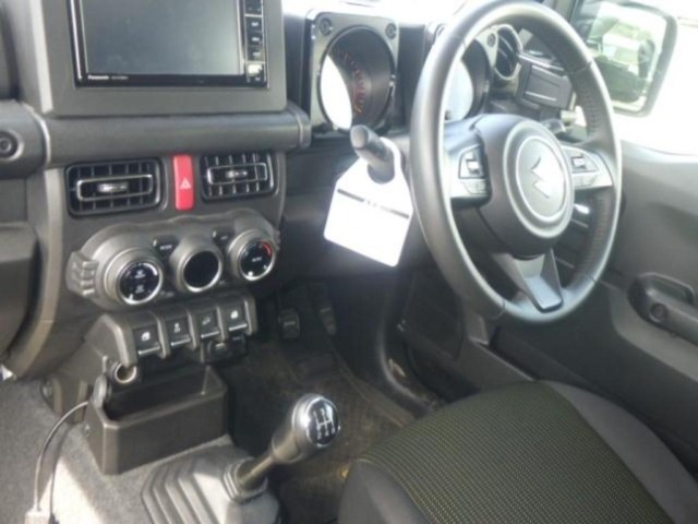 Suzuki JIMNY SIERRA 2023 8236681-3