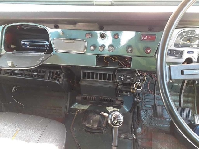 Toyota LAND CRUISER 1980 8235638-9